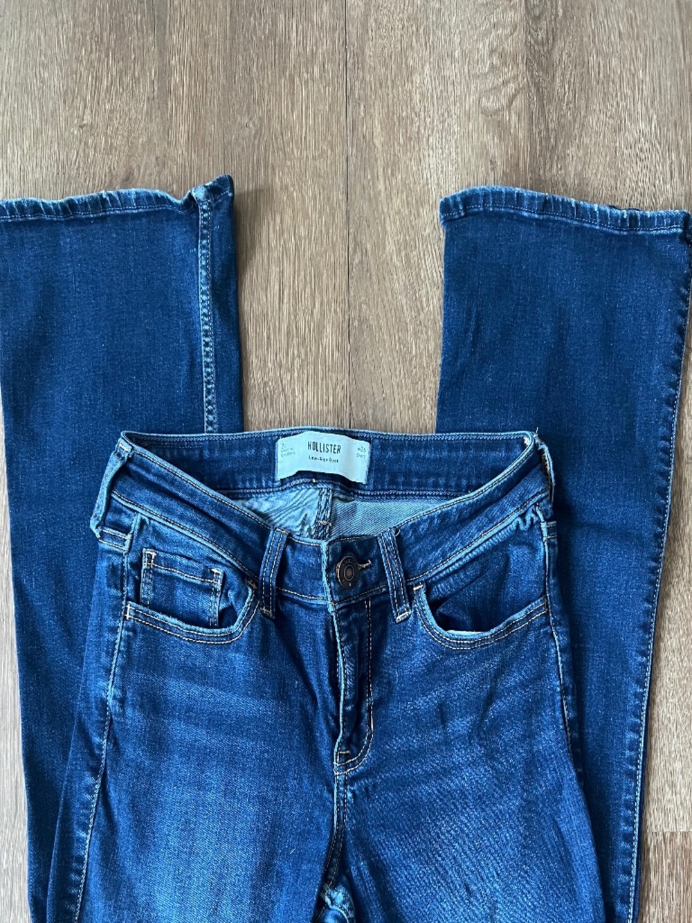 Hollister jeans